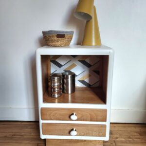 Table de chevet blanche et bois